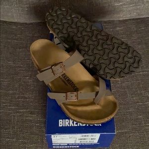 Birkenstock’s Mayari Birko-Flor